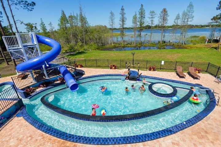 The Great Escape Lakeside, photo 2 of 9