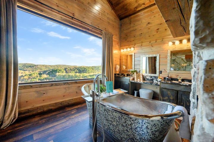 The Pinhouse Lodge, photo 6 of 9